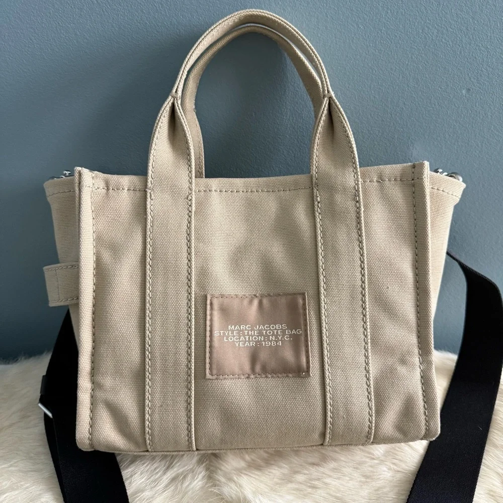 Marc Jacobs The Small Canvas Tote Bag - Picture 4 of 12